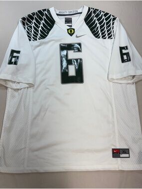 Nike Oregon Ducks Football Jersey size XL #6 White Winged Away 2012